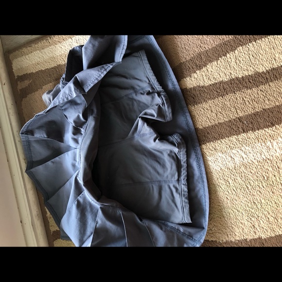 Lululemon Skort - Picture 3 of 3